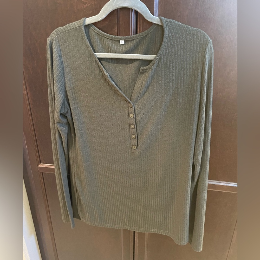 Women’s Henley